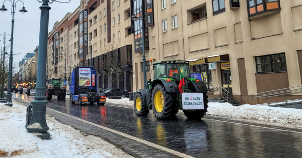 Ramūnas Karbauskis: šešėlinės Vyriausybės vardu reiškiu palaikymą protestuojantiems žemdirbiams